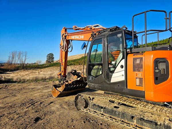 excavator for hire